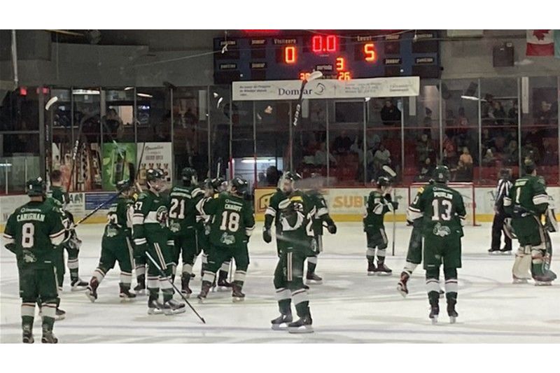 Ligue régionale de hockey : Lac-Mégantic et Windsor prennent l’avantage en quart de finale